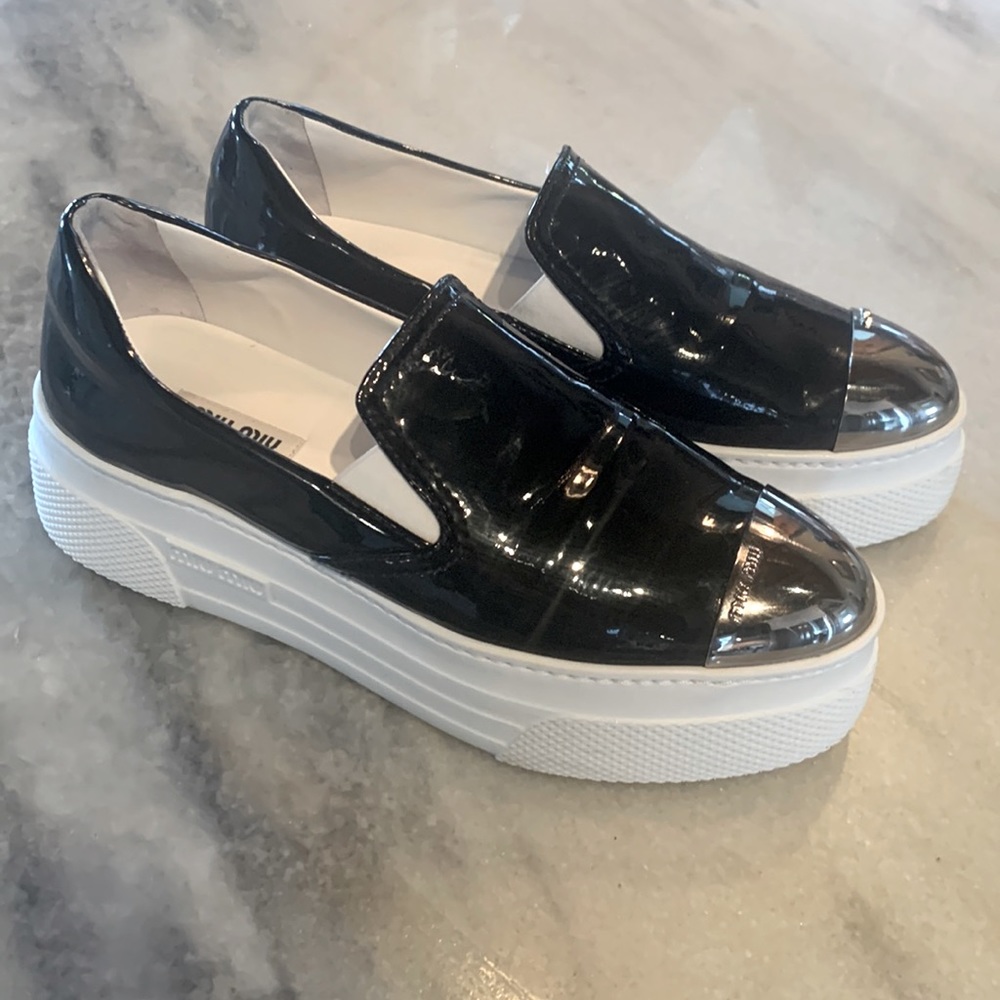 Miu miu black shoes, made in Italy